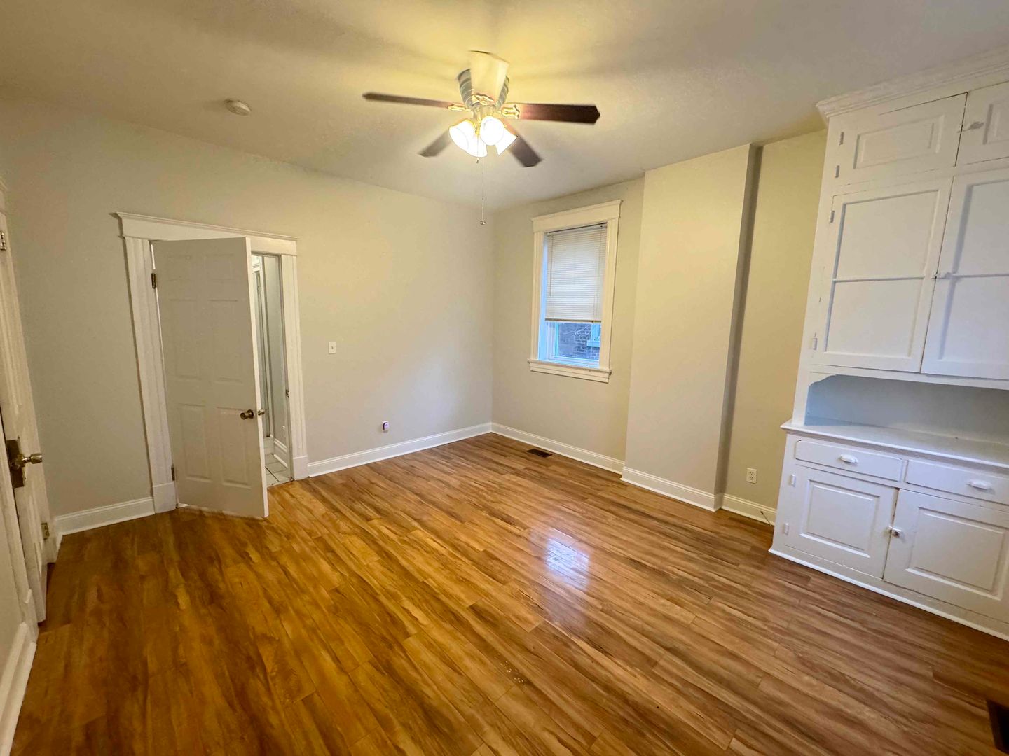 St. Louis Apartment: 3539 Giles Avenue