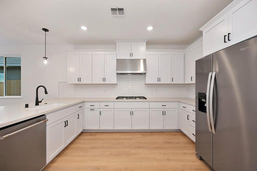 1560 Mount Rose Lane, Lincoln, CA 95648