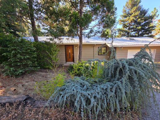 24245 Grand View Ave., Colfax, CA 95713-9220