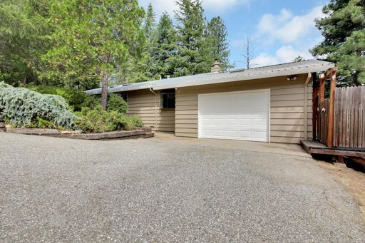 24245 Grand View Ave., Colfax, CA 95713-9220