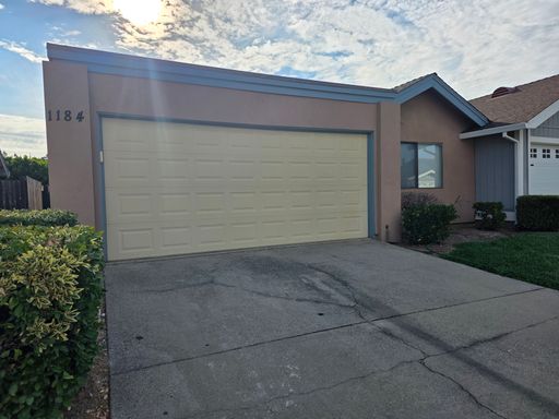 1184 Green Hill Drive, Roseville, CA 95661