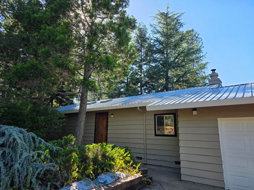 24245 Grand View Ave., Colfax, CA 95713-9220