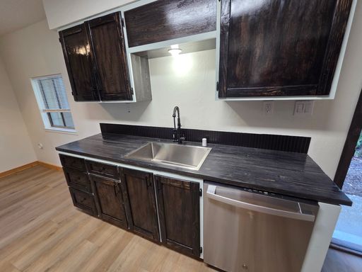 24245 Grand View Ave., Colfax, CA 95713-9220