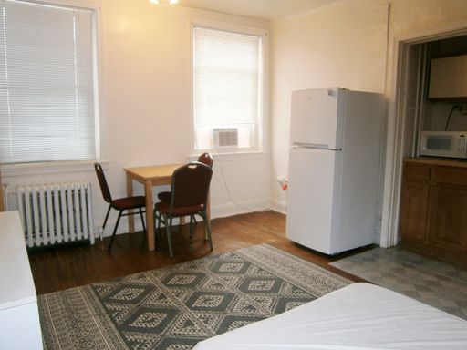Studio Rental – 2905 North Charles St - 214, Baltimore, MD 21218