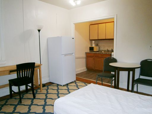 Studio Rental – 2905 North Charles St - 303, Baltimore, MD 21218