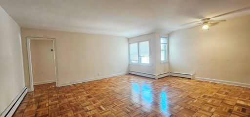 2 Bedroom Apartment – 505 West University Pkwy, D21, Baltimore, MD 21210