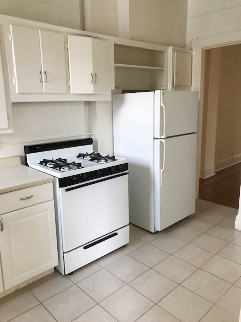 Baltimore Apartment: 3100 St. Paul Street