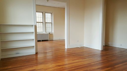 $500 off first month's rent through 9/30/26 – photo 1
