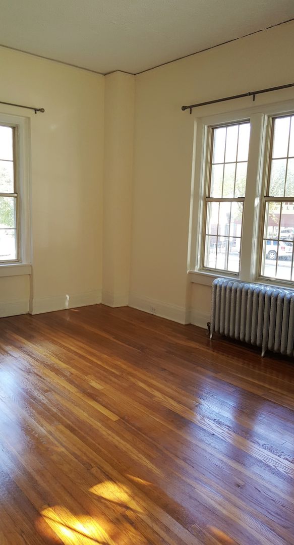 Baltimore Apartment: 3100 St. Paul Street