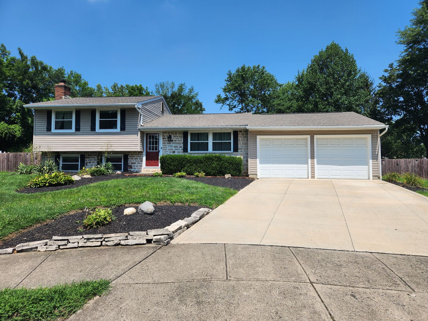 Westerville House: 1188 Starbuck Ct