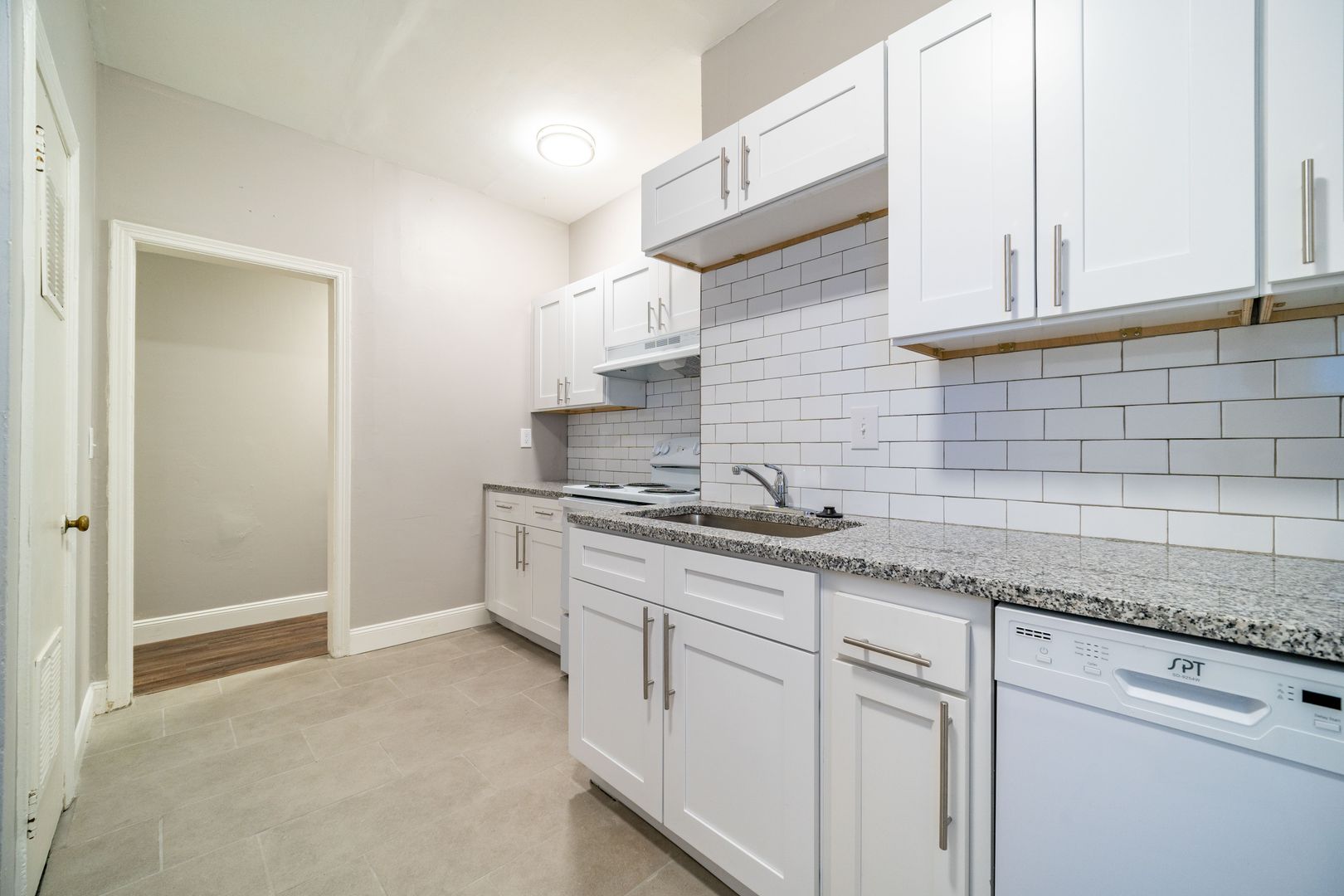 Columbus House: 3334 Maize Rd