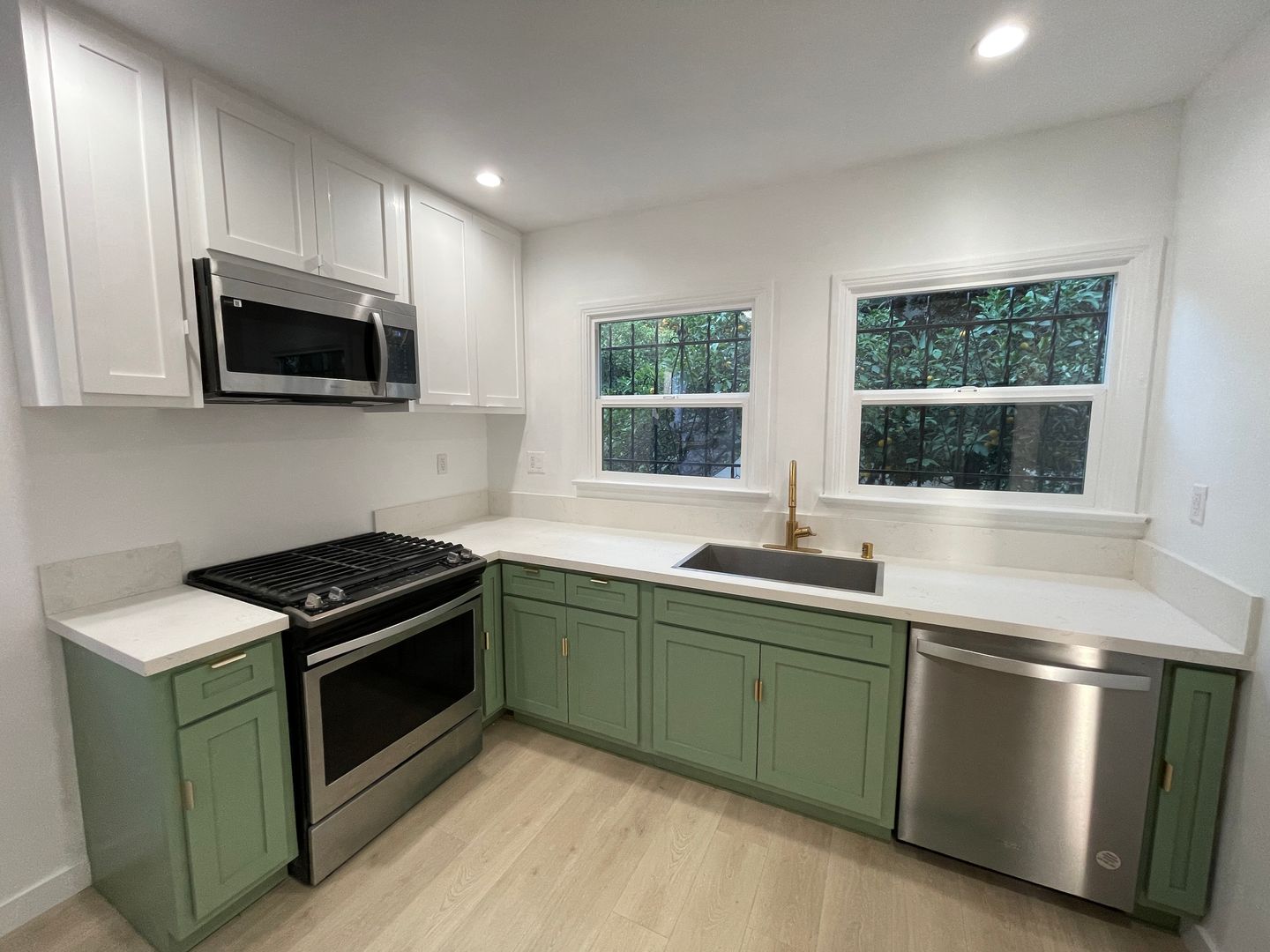 Los Angeles Apartment: 737-741 N. Occidental Blvd.