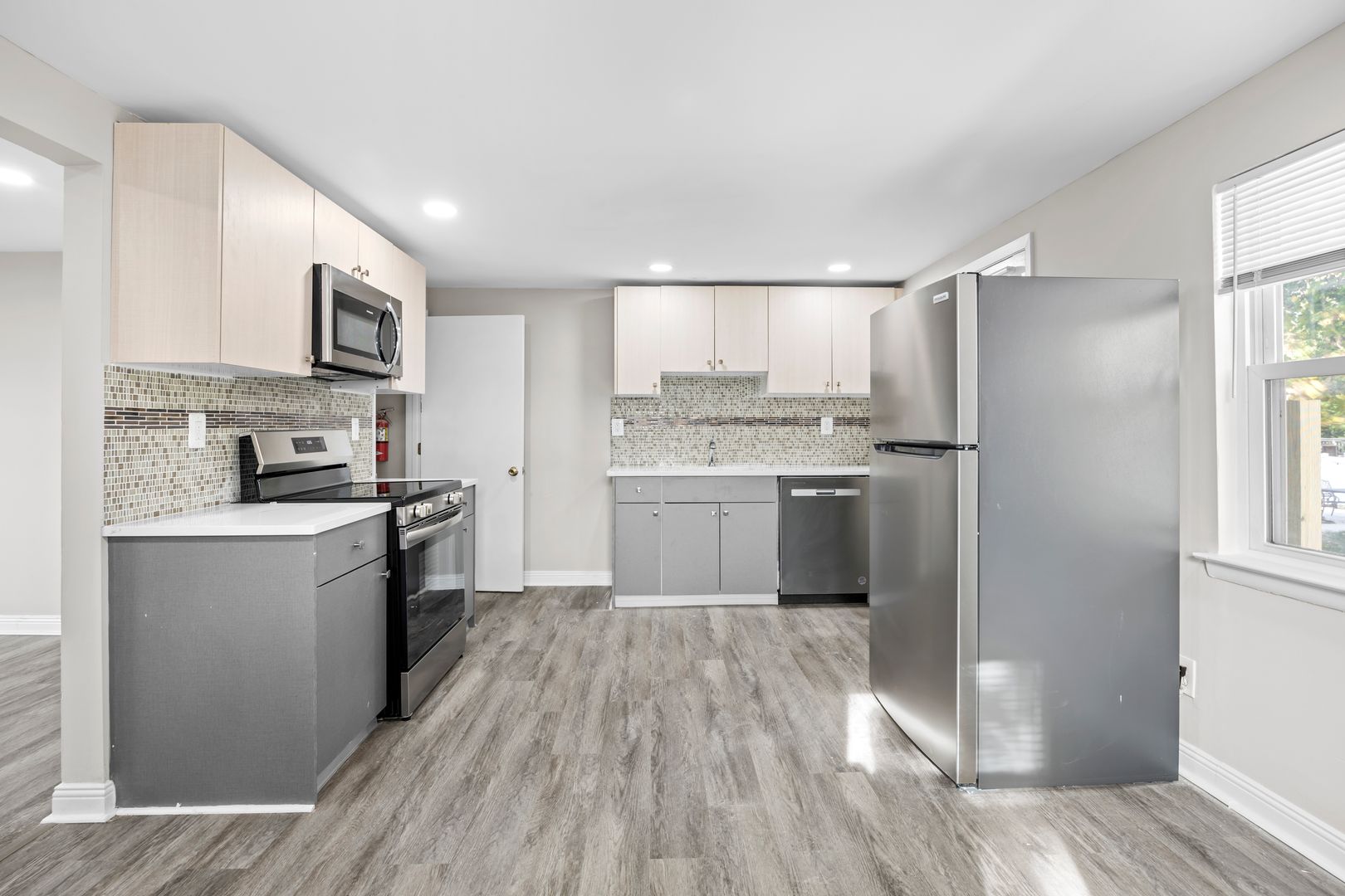 Hatboro Apartment: 20 E Monument Ave