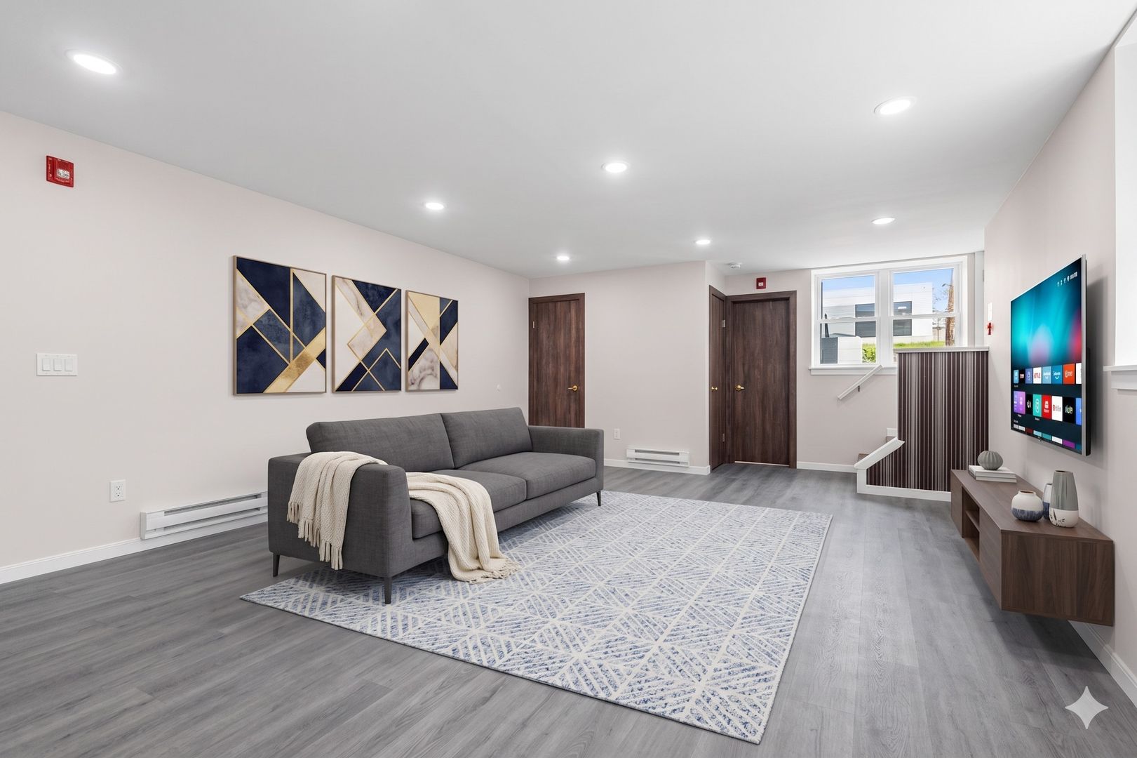 Philadelphia Apartment: 1863 W Nedro Ave
