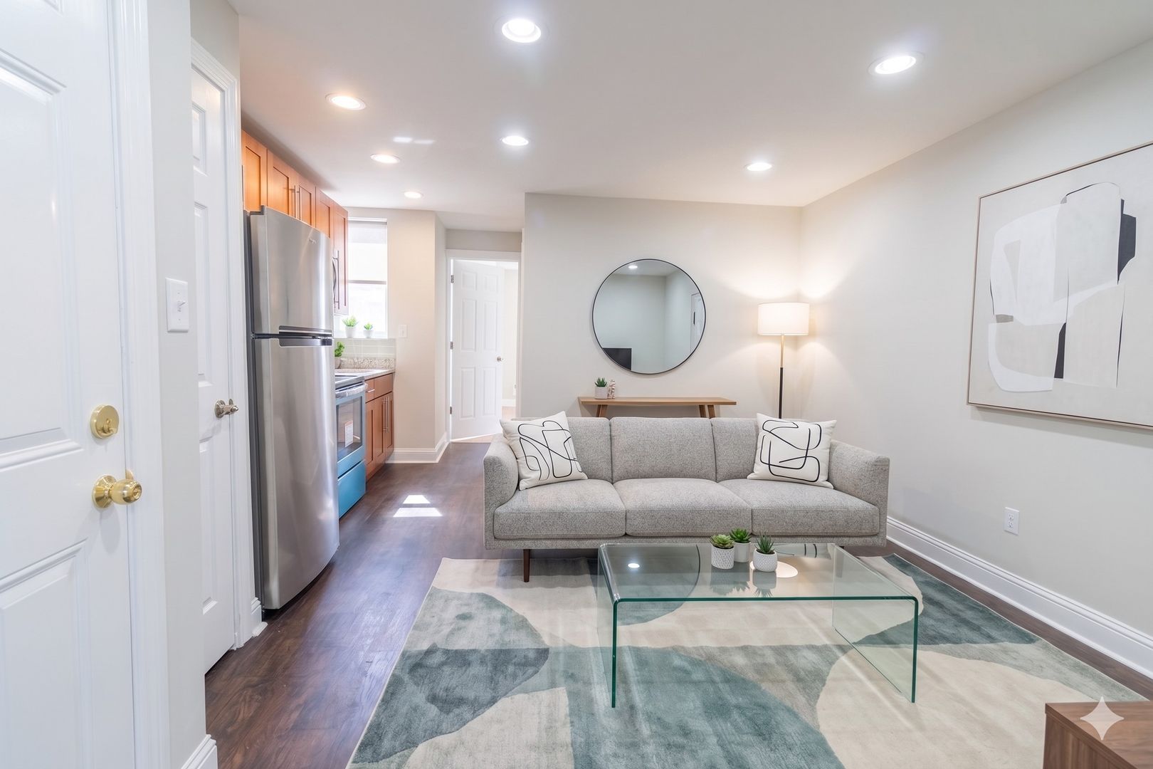 Philadelphia Apartment: 104 N 60th St