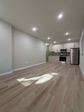 2 Bedroom Apartment – 110 S 58th St - 1F, Philadelphia, PA 19139
