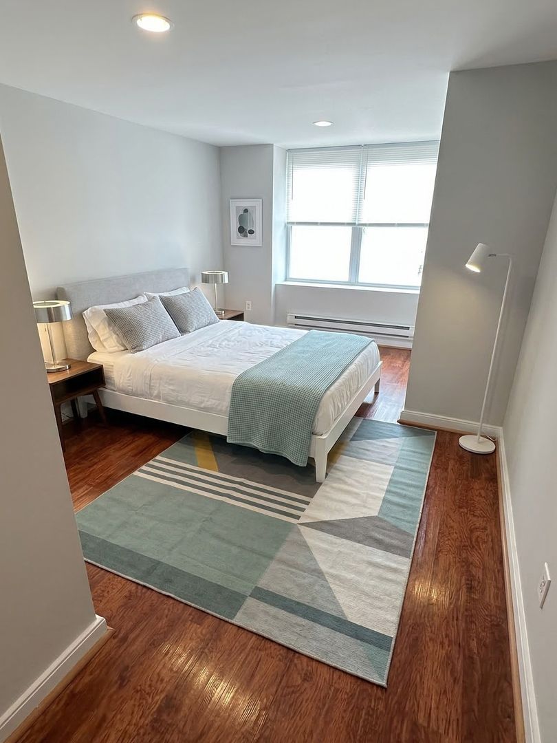 Philadelphia Apartment: 1422 67th Ave