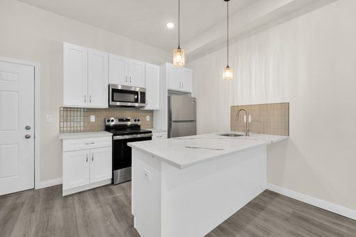 2 Bedroom Rental – 7513 Dicks Ave, Philadelphia, PA 19153, Philadelphia, PA 19154
