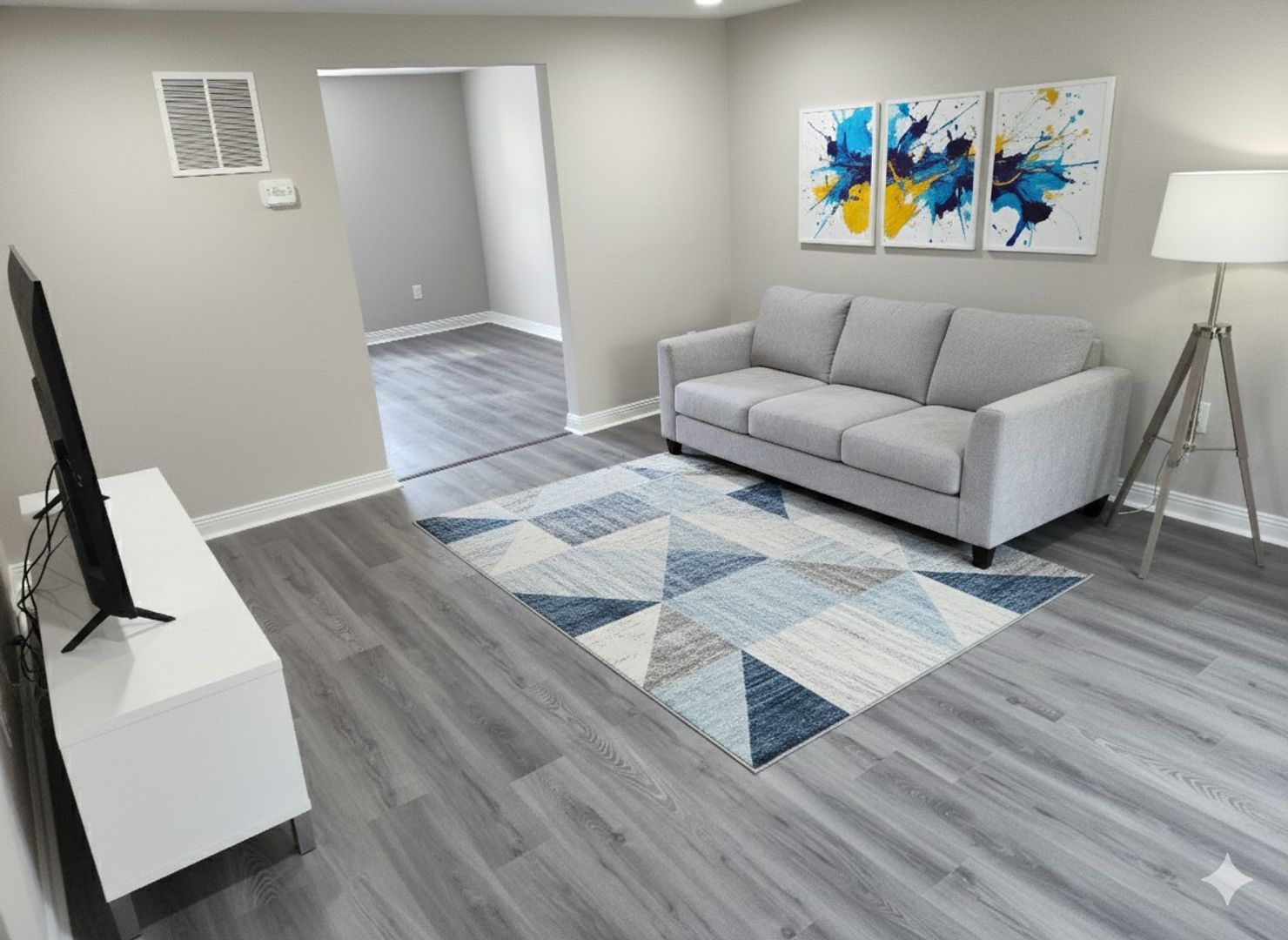 Hatboro Apartment: 20 E Monument Ave