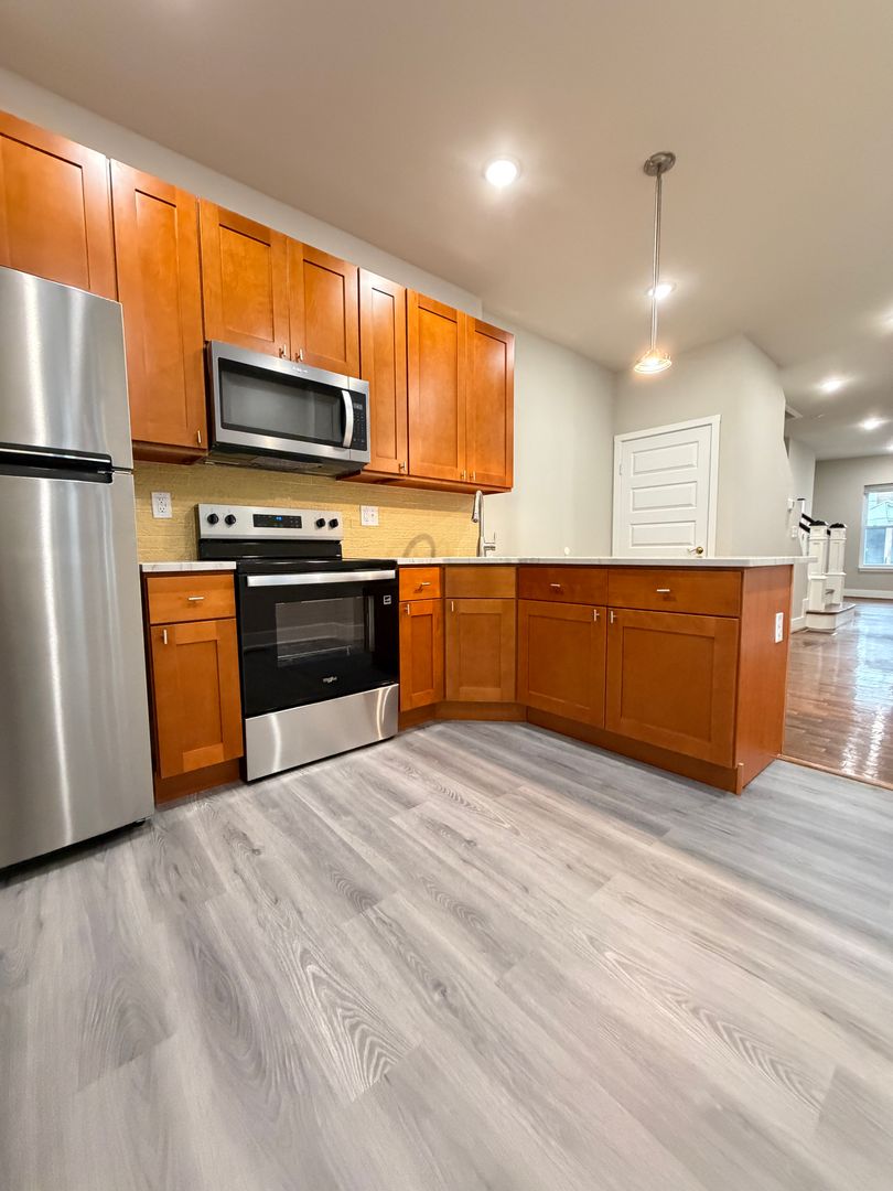 Philadelphia House: 324 N Felton Street