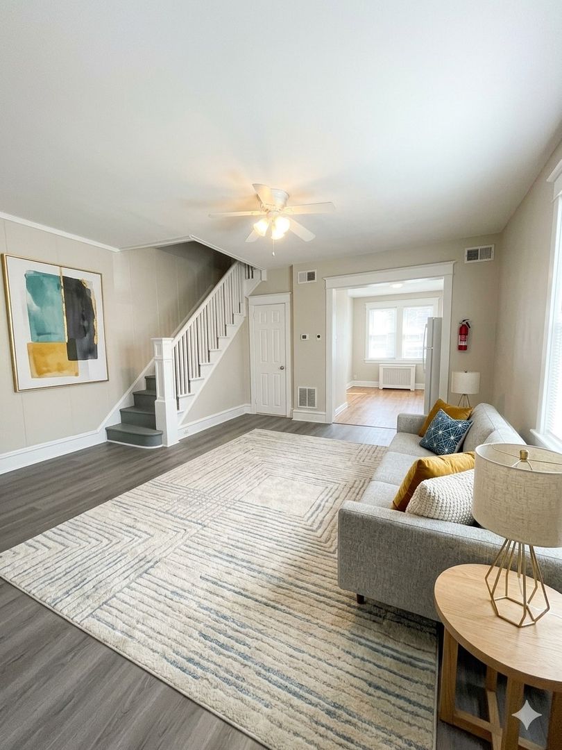 philadelphia House: 6521 N 20th St