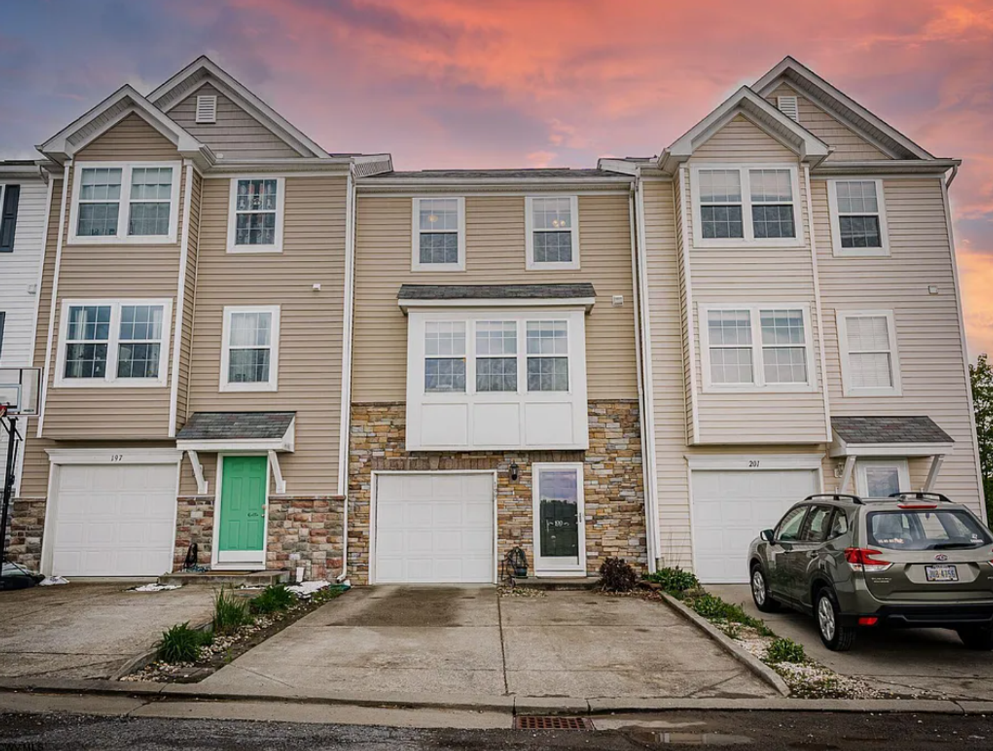 Morgantown House: 199 Birds Eye View Drive