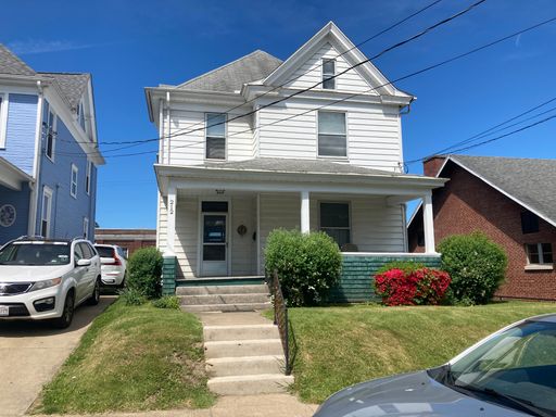 212 Grand Street - Available 07/24/2026 – photo 1