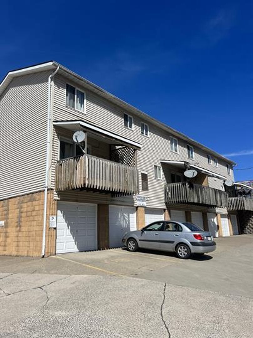 Westover Apartment: Powers Court