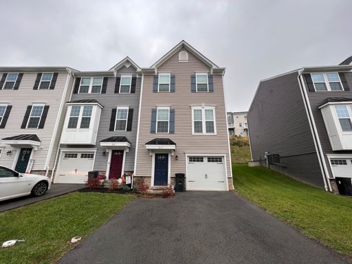 217 Stonehurst Drive - Available 08/10/2026 – photo 1
