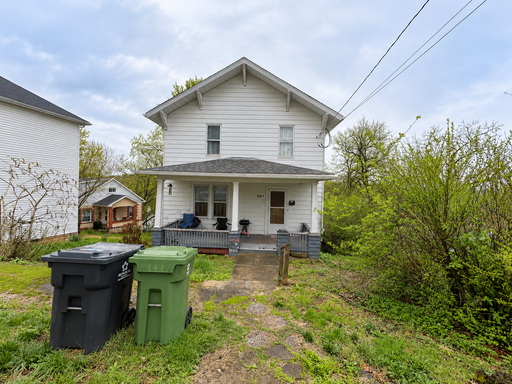 307 Raymond- College Rental – photo 1