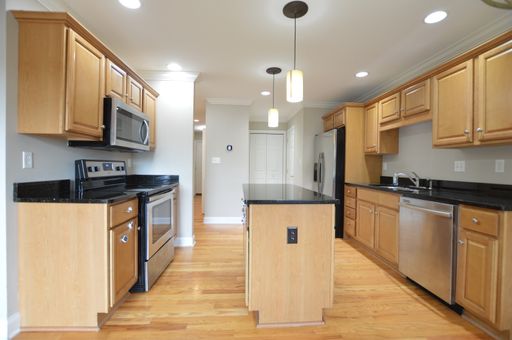 232 Newberry Lane - Premium End Unit Home! – photo 1