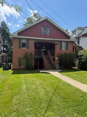 429 Richwood Ave - 1 Bedroom Apartment