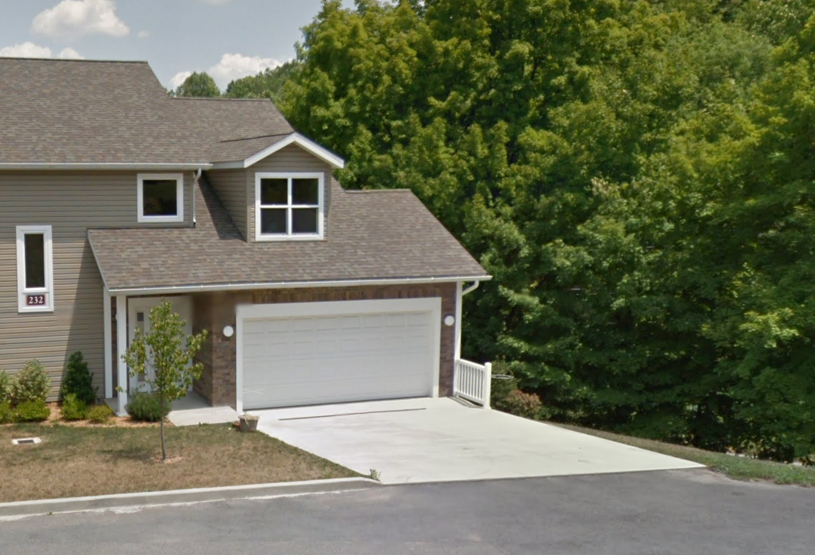 Morgantown Townhome: 232 Newberry Lane