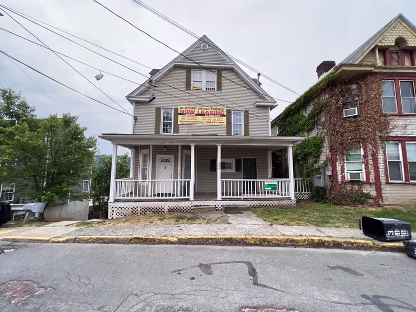 Morgantown Apartment: 390 Forest Avenue