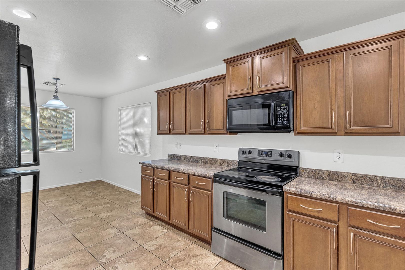 Desert Canyon Dr 1754 W 10 of 12