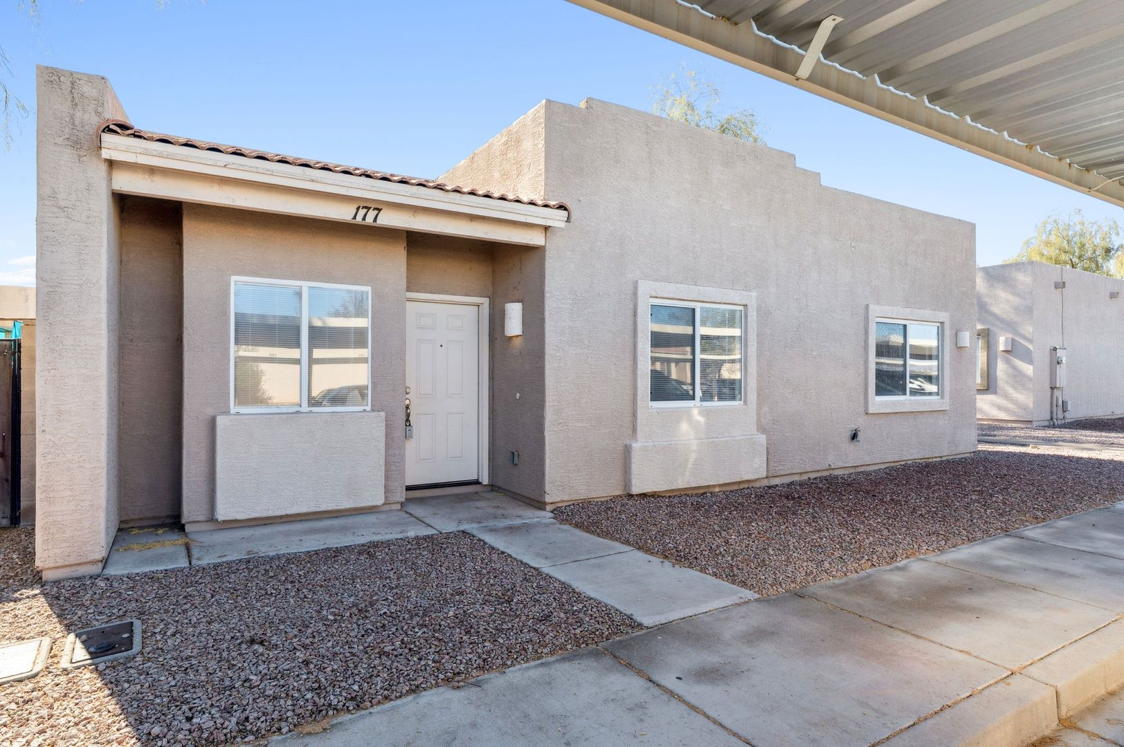 San Tan Valley House: 2300 E Magma Rd