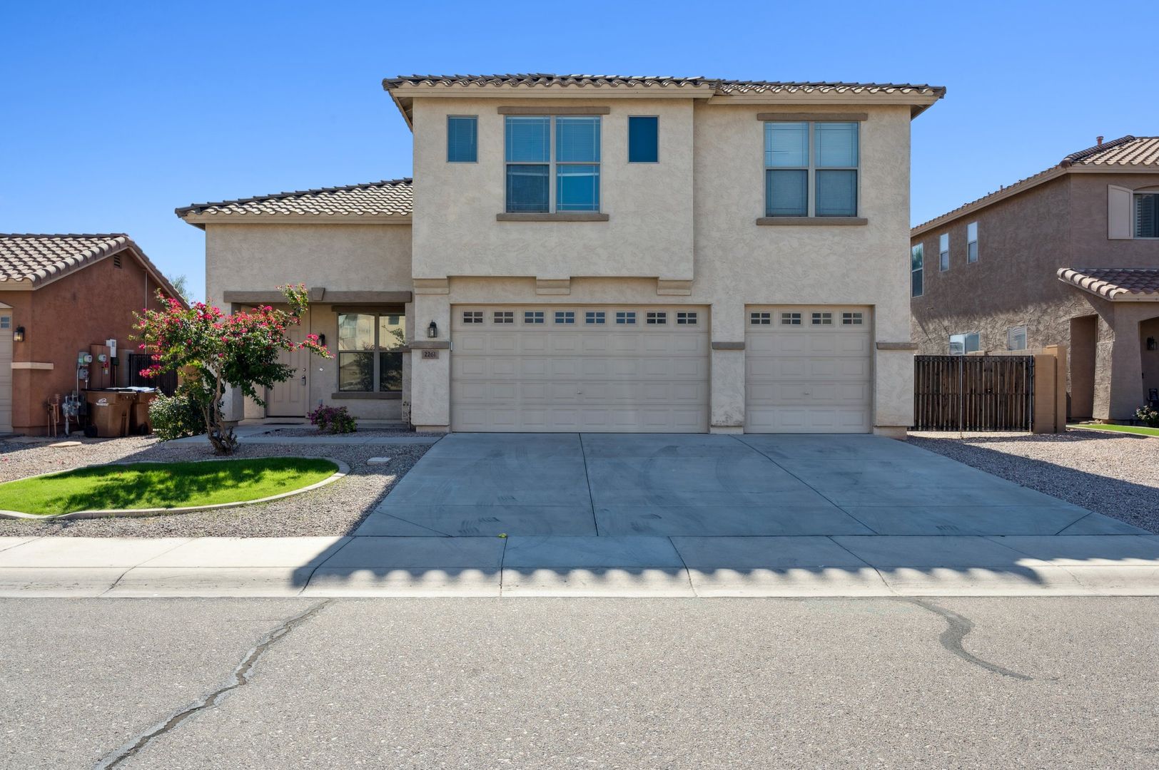 Queen Creek House: 2261 W Mila Way