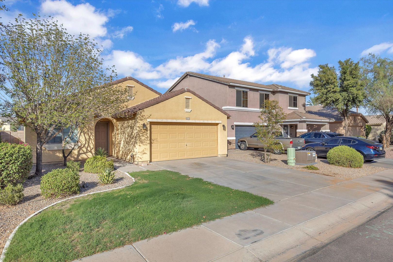 Desert Canyon Dr 1754 W 3 of 12
