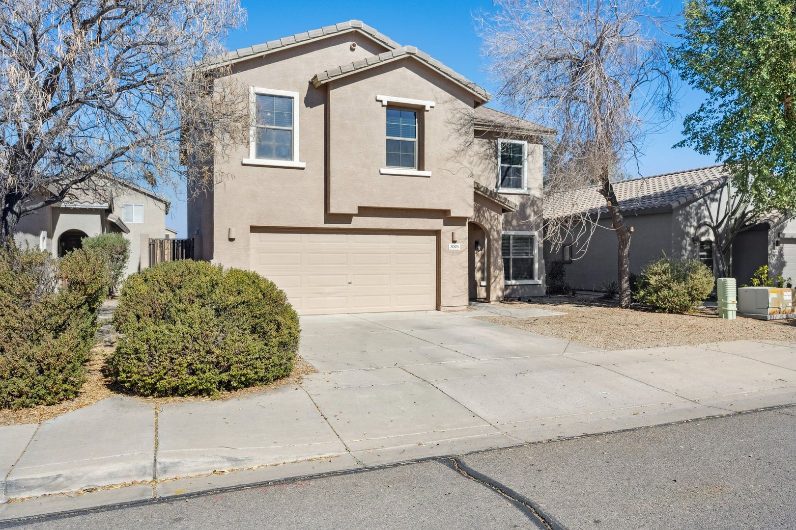 San Tan Valley House: 3076 W Silver Creek Dr