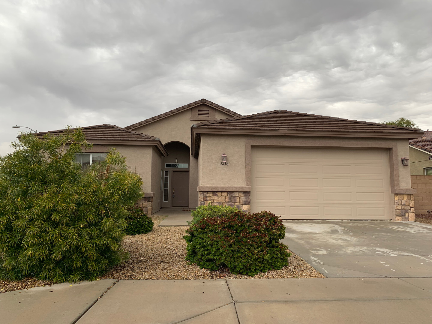 Surprise House: 18136 W Port Au Prince Ln