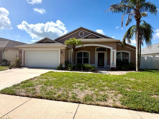 Beautiful 3 Bedroom 2 Bathroom Pool Home in Valrico! – photo 1