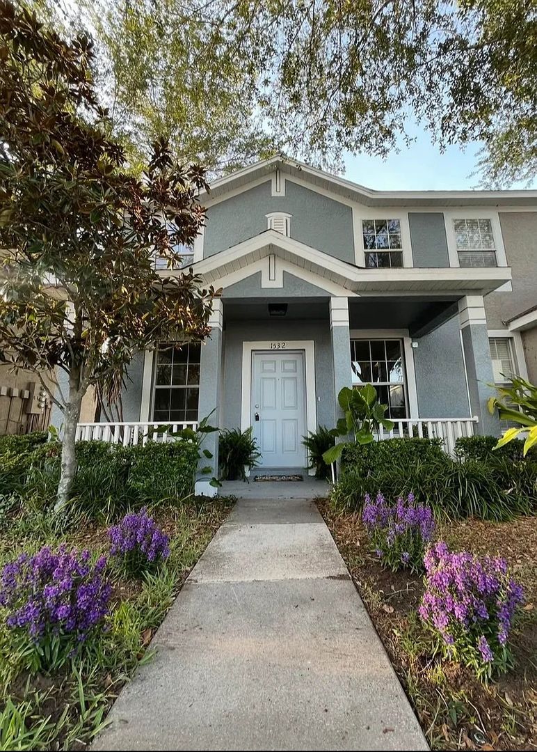 Brandon House: 1532 Blue Magnolia Rd