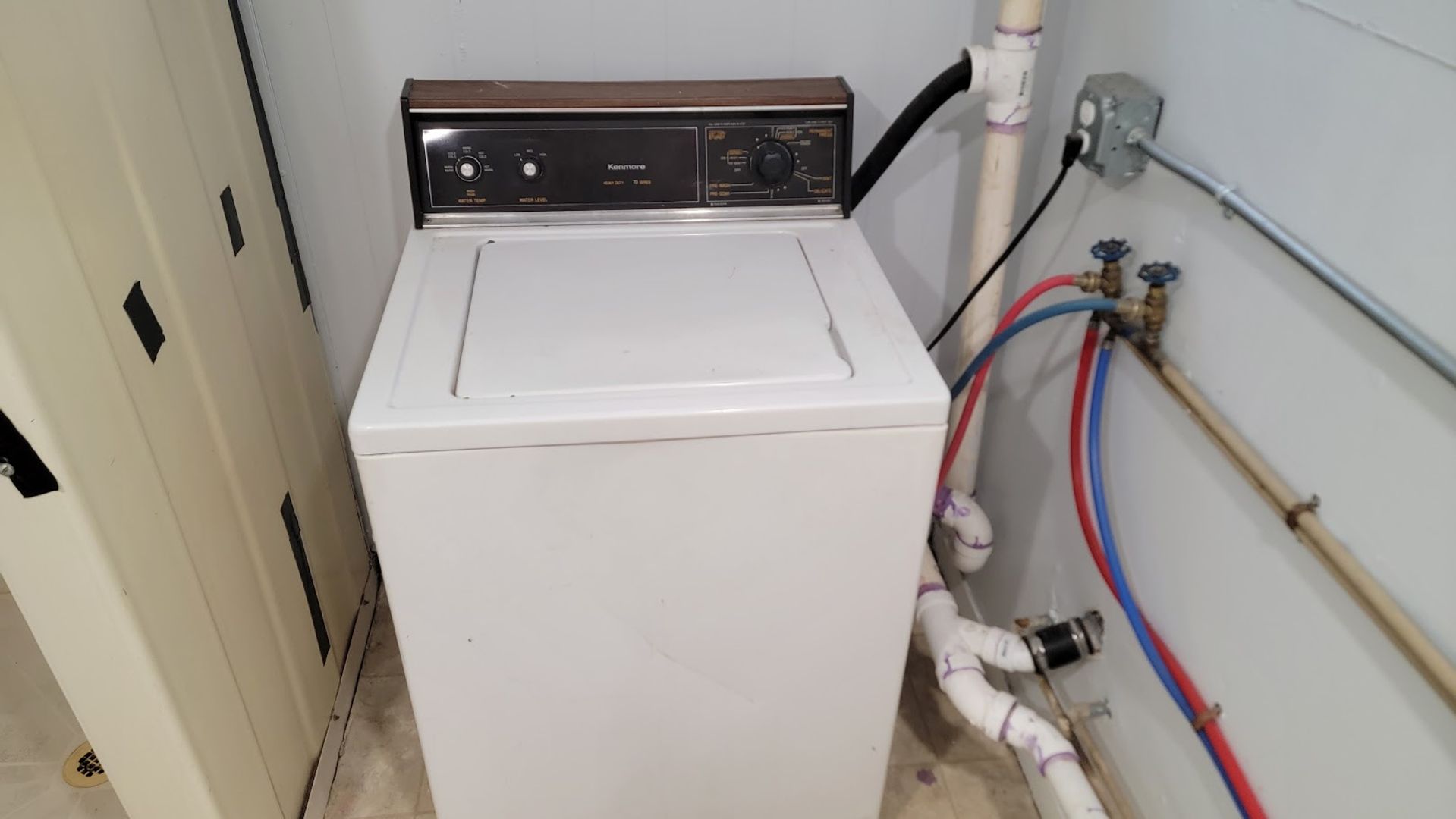 Move-In Special! Private 2BR Basement Unit – Historic Building, Utilities Included 8 of 11