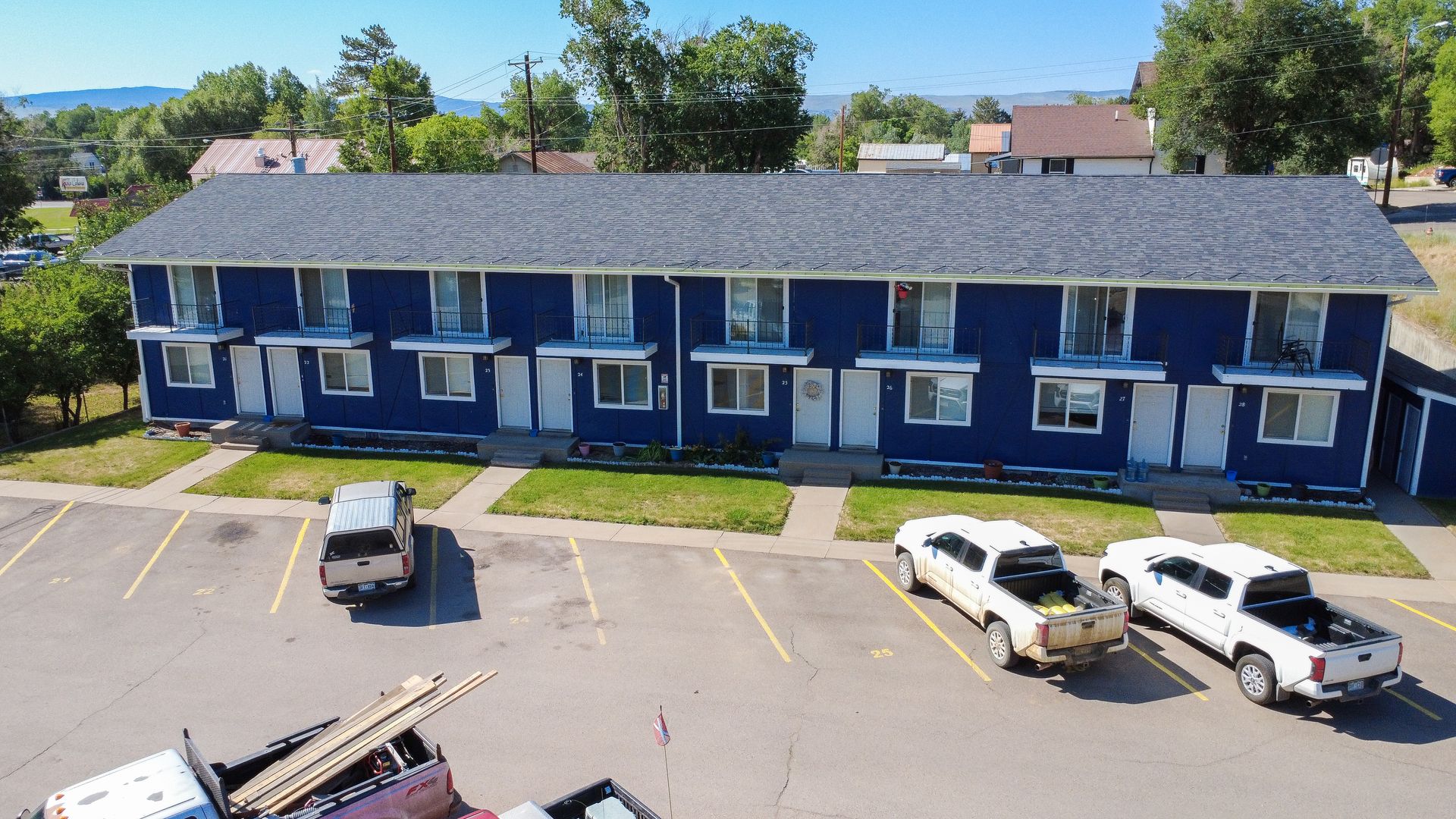 Craig Apartment: 1002-1006 Yampa Ave.