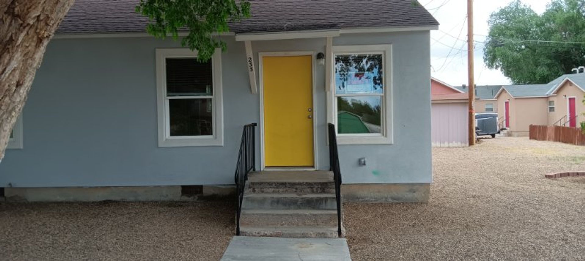 Rangely Apartment: 707-709 Duncan