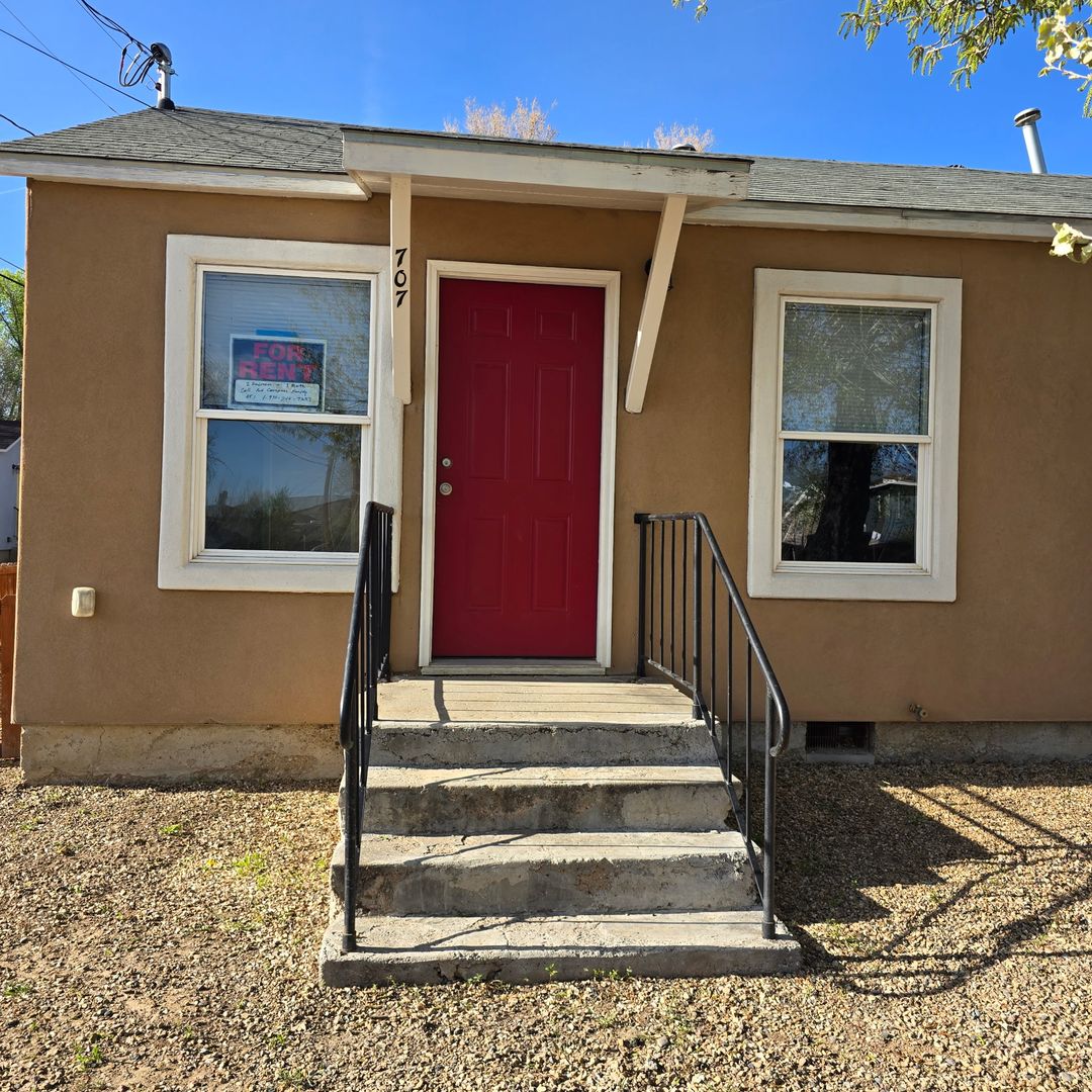 Rangely Apartment: 707-709 Duncan