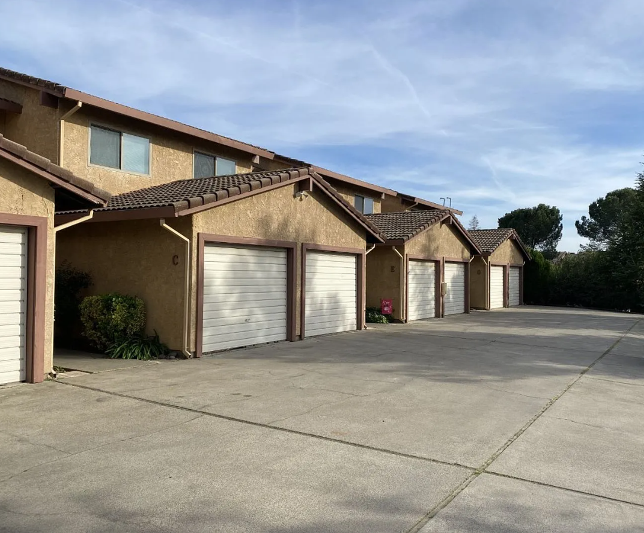 Redding Apartment: 1133 Lancers Lane