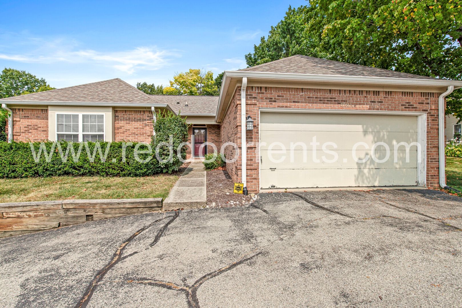 Indianapolis House: 7722 Trophy Club Drive