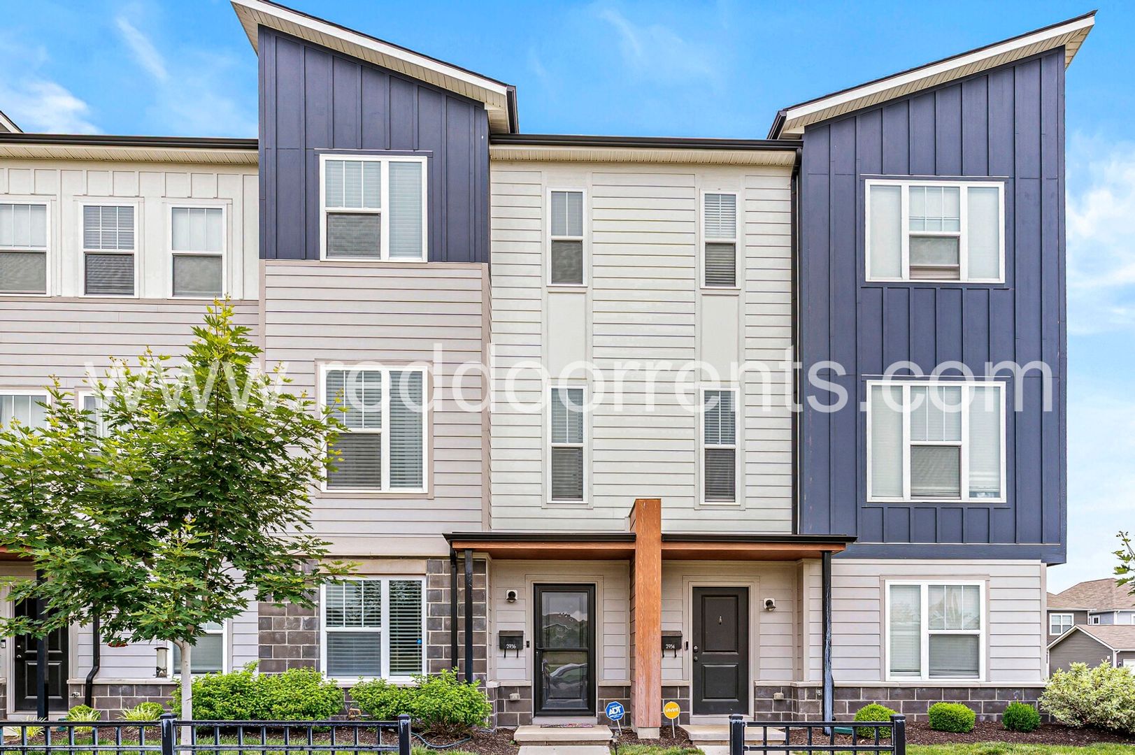 Indianapolis Townhome: 2936 W New York St.
