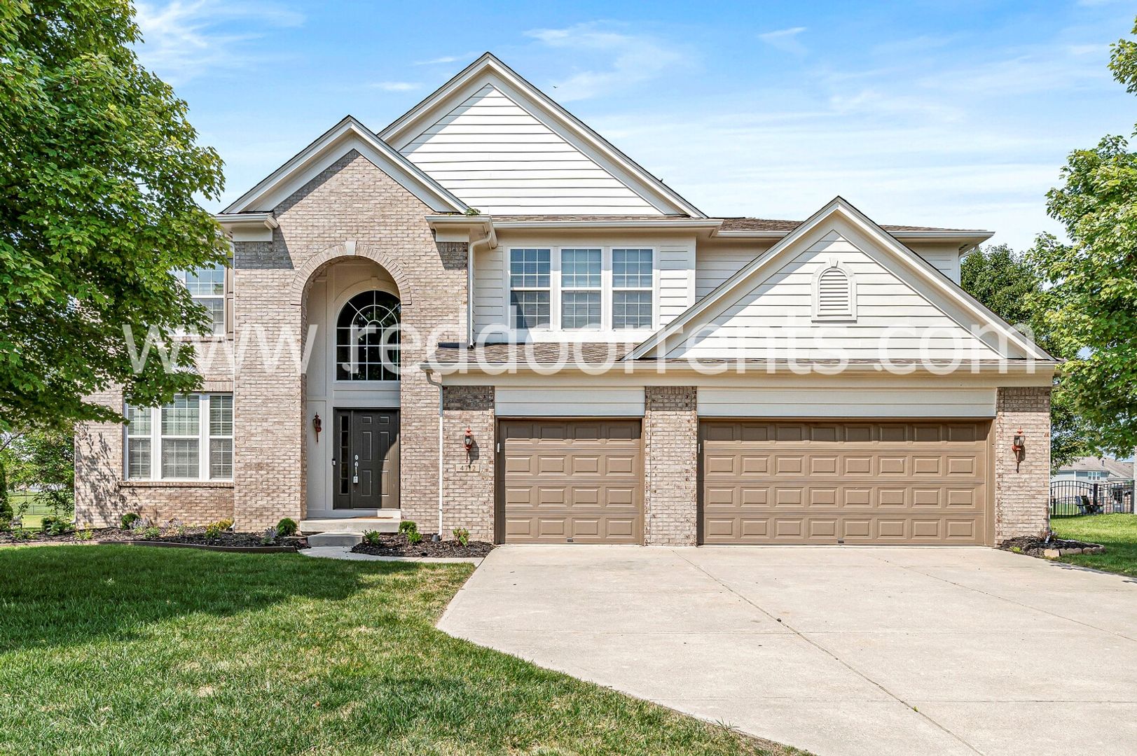 Zionsville House: 4712 Pebblepointe Pass